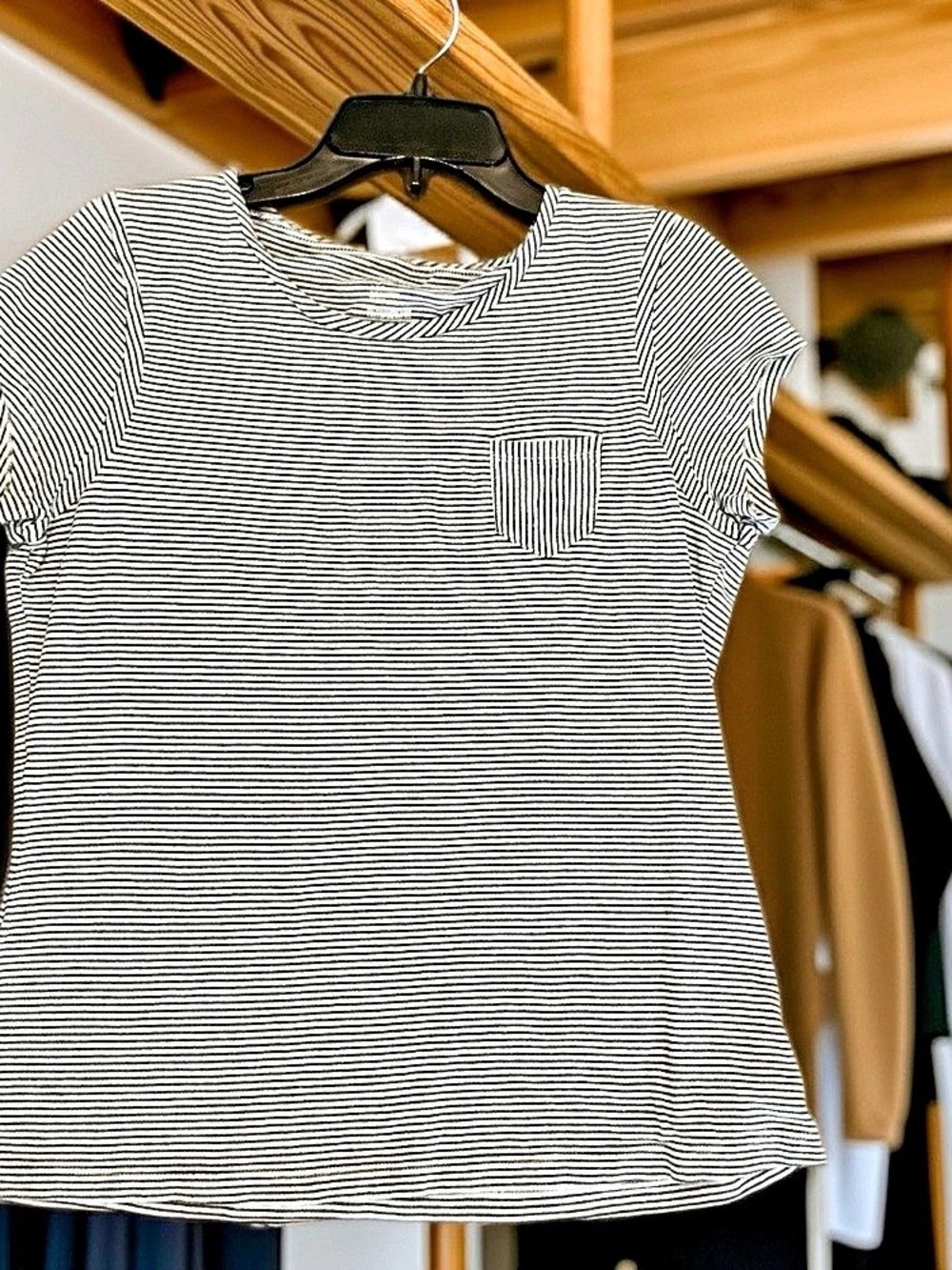 Gap Striped Short Sleeve Tee in Navy & White